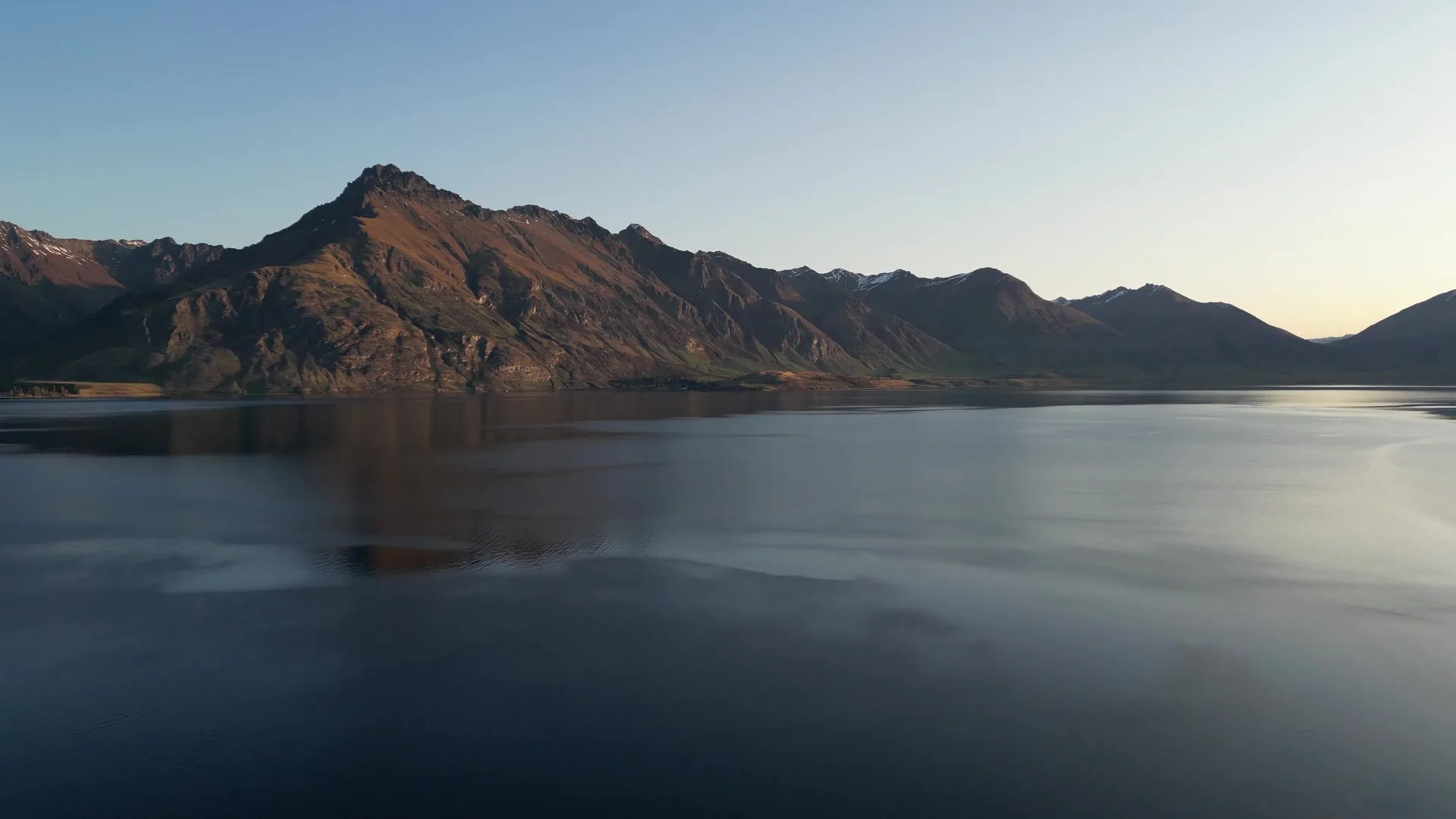 Queenstown from above with Lake Wakatipu and the Remarkables ridge behind
